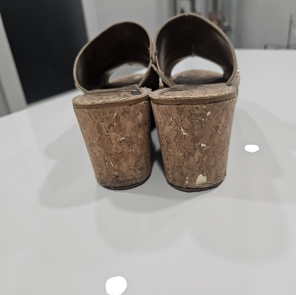 Ladies Sam Edelman Gold Metalic Cork Wedge Sandals size 8 - Picture 9 of 11